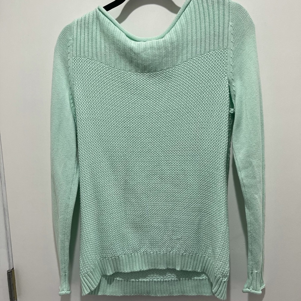 Calvin Klein mint green sweater - Picture 3 of 5